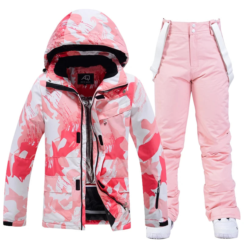 Woman's Skiing/Snowboarding Thermal Coat and Strap Pants Multi Colored